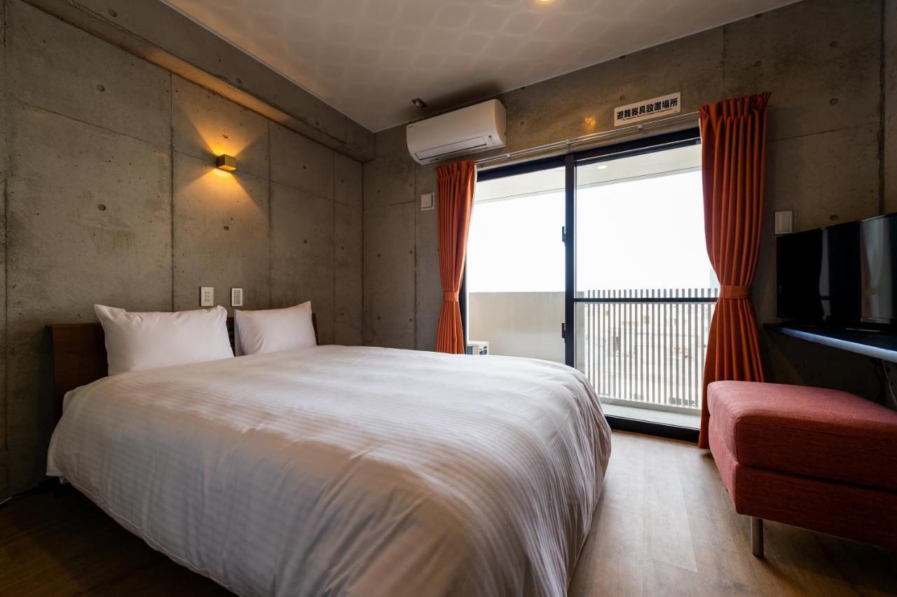 Hotel Little Island Okinawa Matsuyama Naha Bagian luar foto